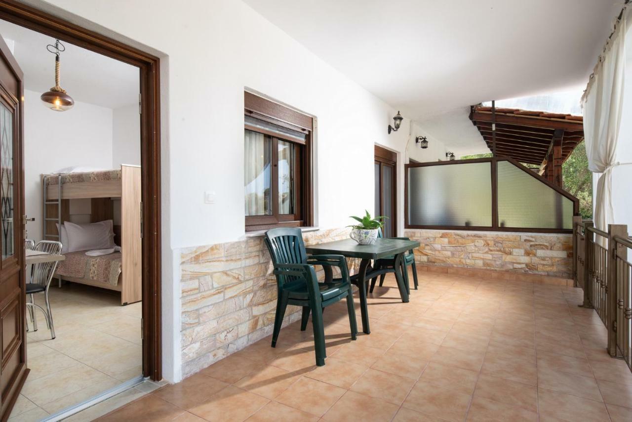 Nikola'S Apartments Toroni Extérieur photo