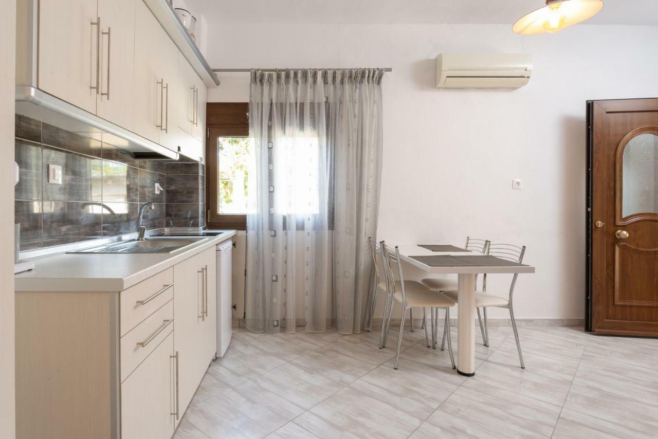 Nikola'S Apartments Toroni Extérieur photo